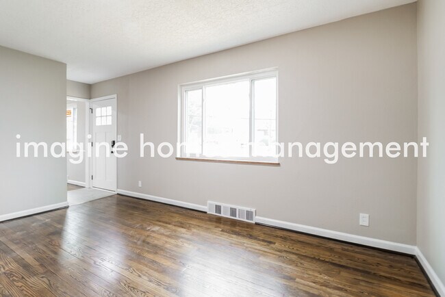 Building Photo - Pet-Friendly 3 Bedroom Home in Madeira