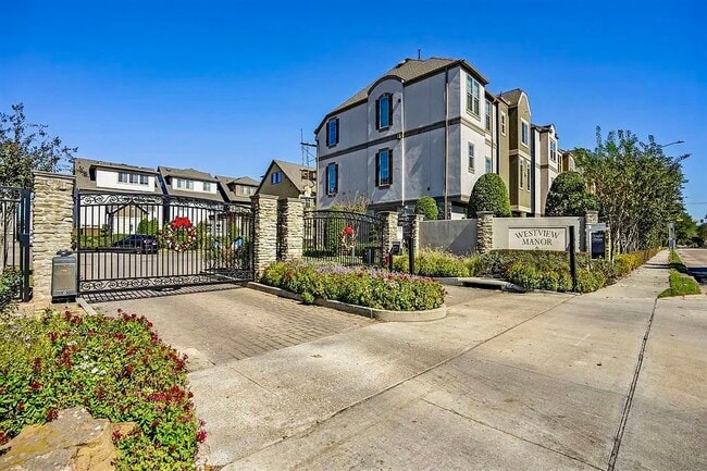 Building Photo - 6755 Highclere Manor Ln