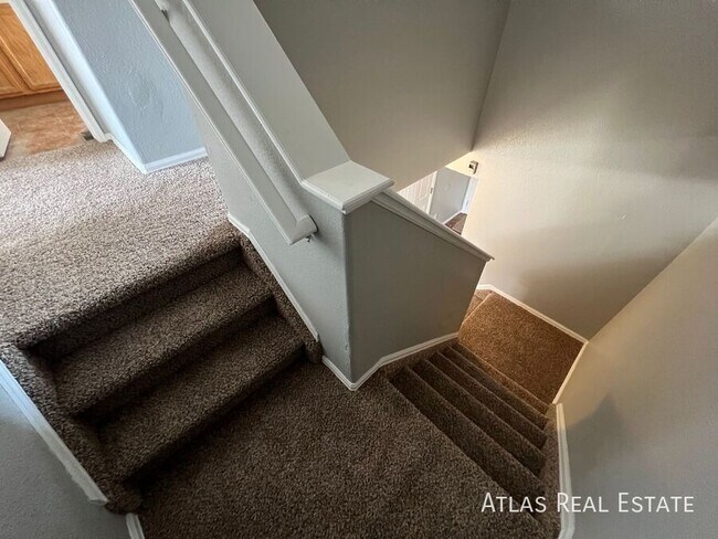 Foto del edificio - 4854 Crystal St