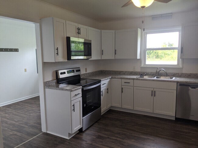 Foto del edificio - 4847 S Farm Rd 229