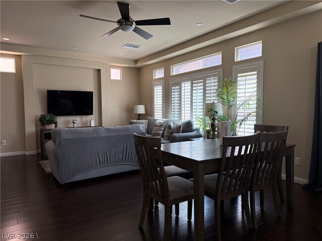 Foto del edificio - 6073 Crown Palms Ave