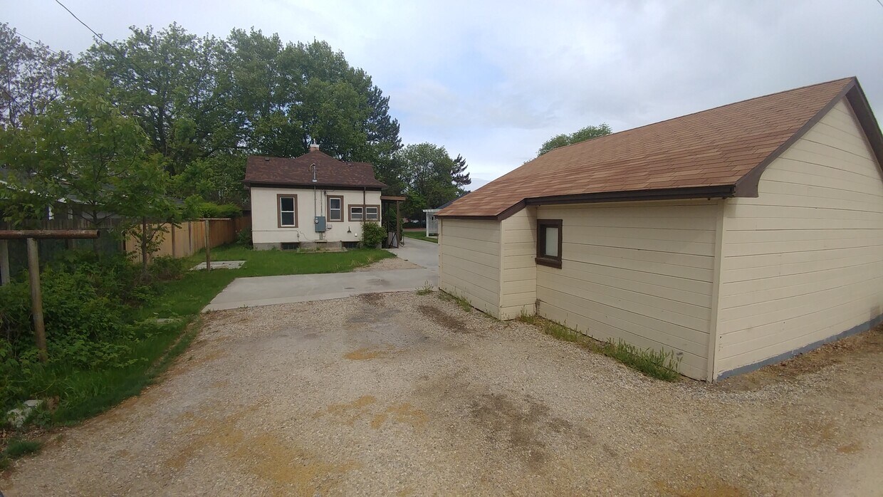 Primary Photo - 1605 Arlington Ave