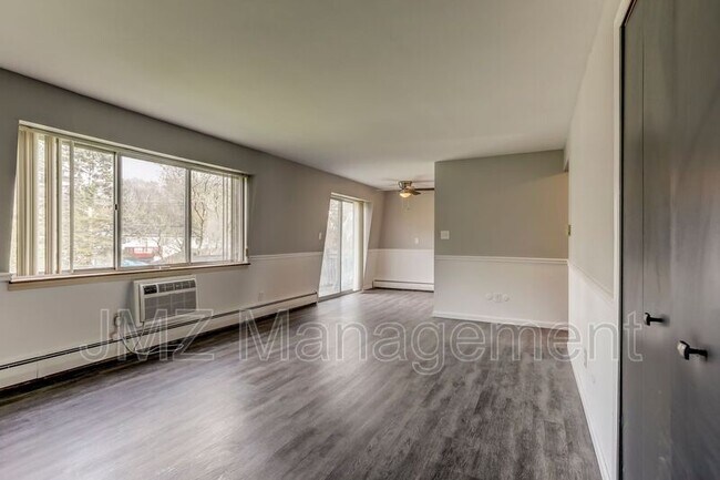 Building Photo - 2175 Decker Rd