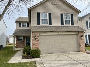 Building Photo - 6755 Wimbledon Dr