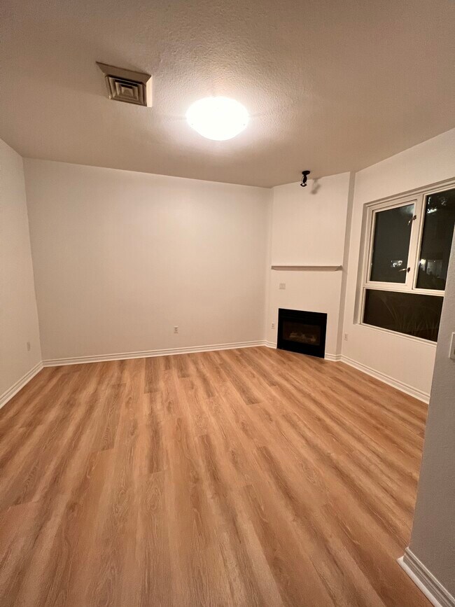 Building Photo - 1277 Kettner Blvd