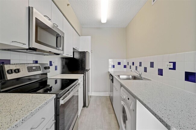 Foto del edificio - 1500 Bay Rd