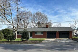 Building Photo - 14 Stoney Knob Heights