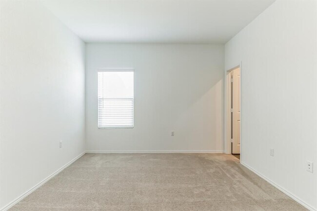 Foto del edificio - 2808 Schwartz Ln