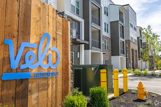 Monument Sign - Velo Circleport