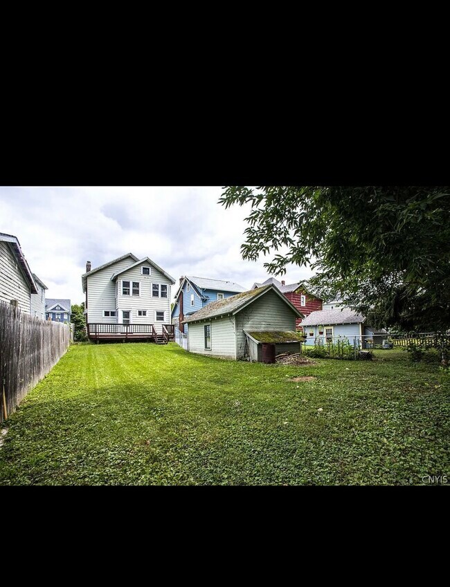 Building Photo - 140 Hillsdale Ave
