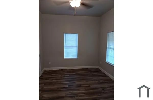 Foto del edificio - Room in House on Delmar St