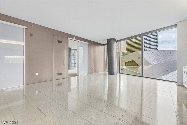 Building Photo - 3726 S Las Vegas Blvd