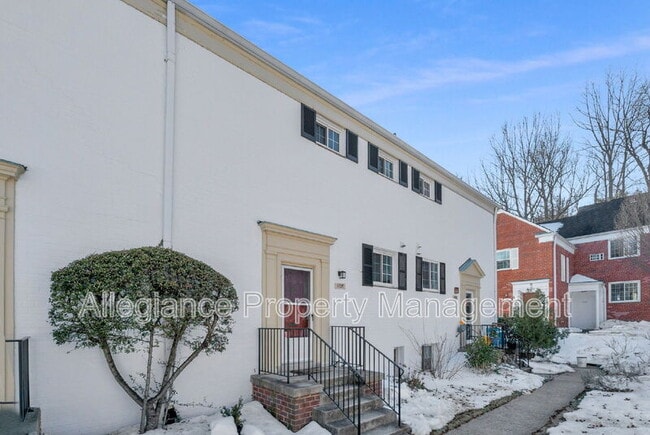 Building Photo - 1726 Preston Rd