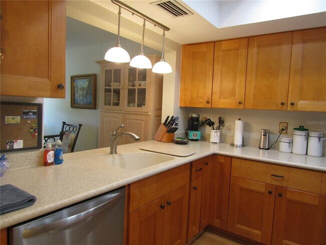 Building Photo - 2961 Taywood Meadows
