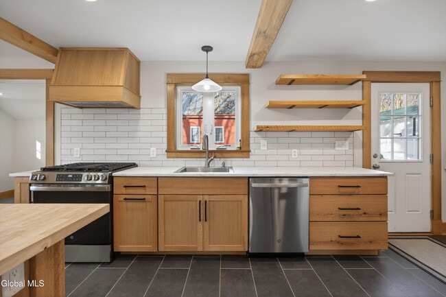 Foto del edificio - 34 Wilton Rd