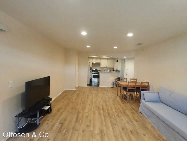 Building Photo - 2 br, 2 bath House - 280 Evergreen Ct