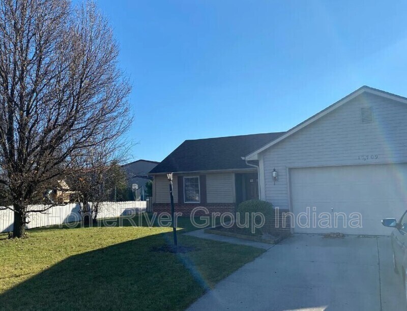 10709 Lake Shasta Ct, Fort Wayne, IN 46804 House Rental in Fort Wayne