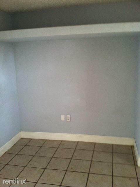 Foto del edificio - 7002 Muck Pond Rd