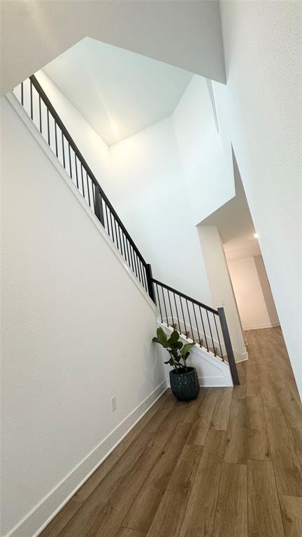 Building Photo - 1332 S Brook Dr