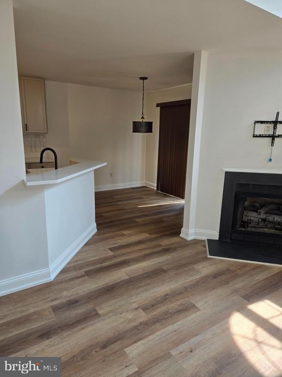 Foto del edificio - 5125 Cinnamon Ct
