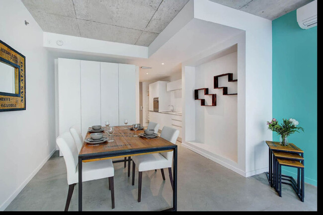 Photo du bâtiment - 456 Rue De la Gauchetière O