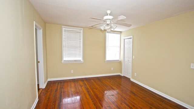 Building Photo - Beautiful Upstairs Apartment near Crosstown