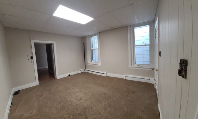 Foto del edificio - 243 S 8th St