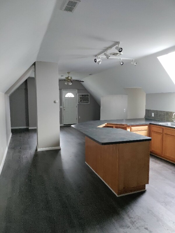 63 Hinman Ave Unit Upper, Buffalo, NY 14216 Room for Rent in Buffalo