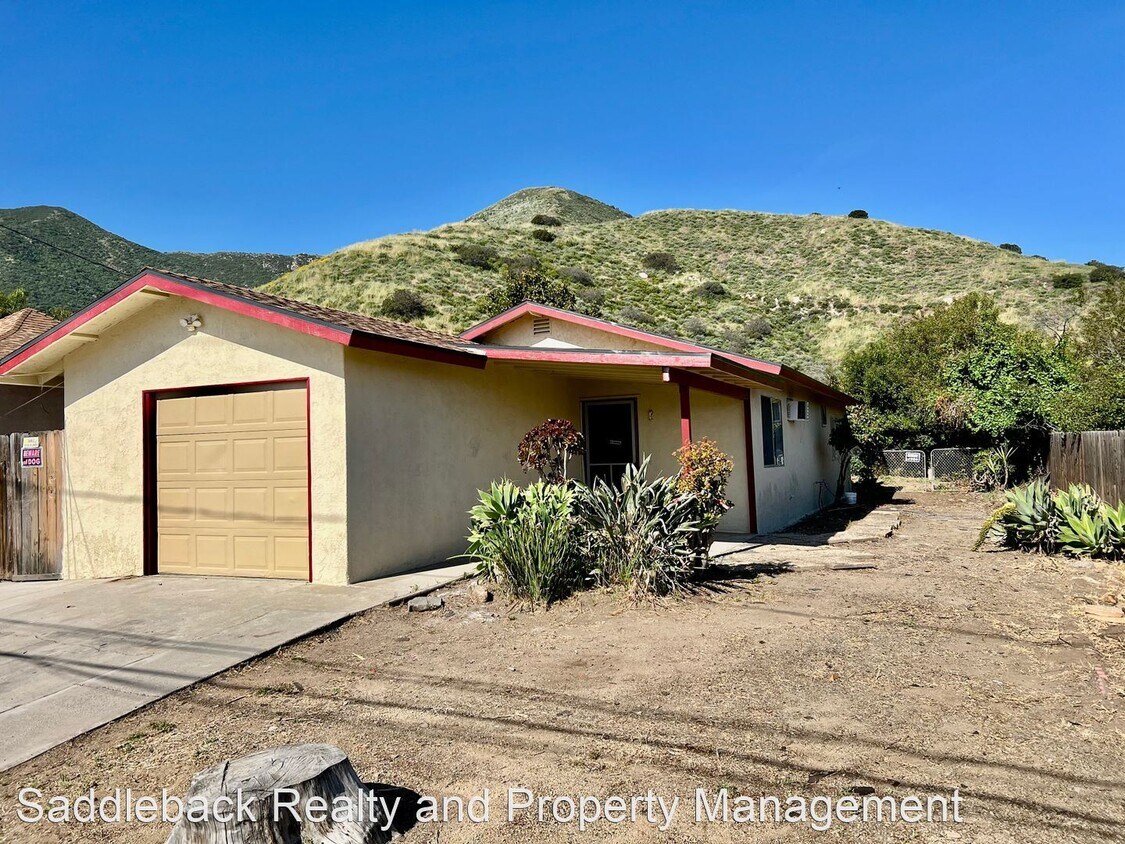 2 br, 2 bath House 33139 Gillette St. House Rental in Lake Elsinore