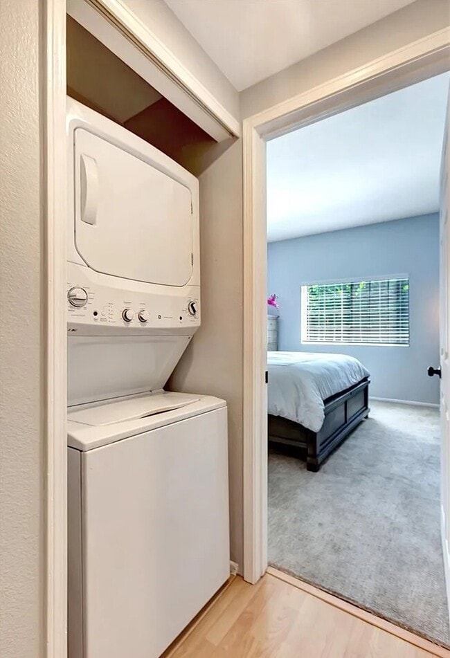 Foto del edificio - Bayfront Condo fo Rent