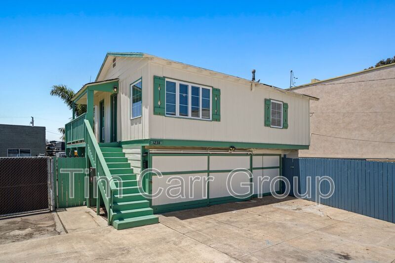Primary Photo - 123 E 18th Street