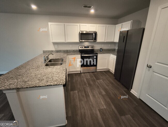 Foto del edificio - 141 Dogwood Ln