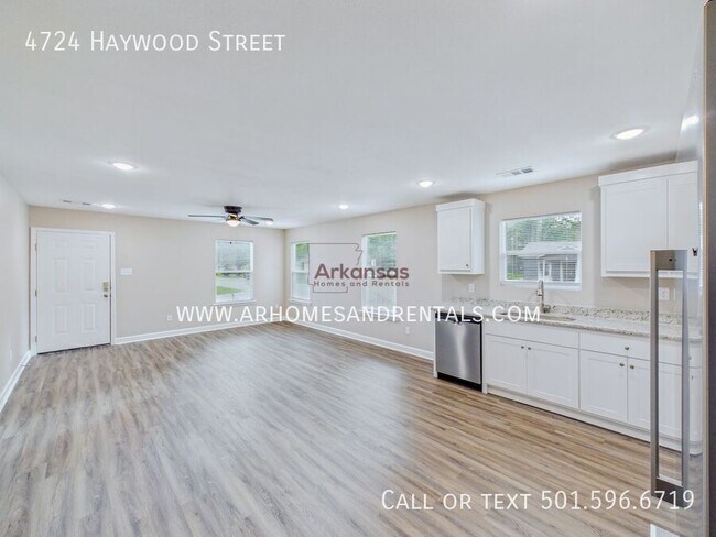 Foto del edificio - 4724 Haywood St