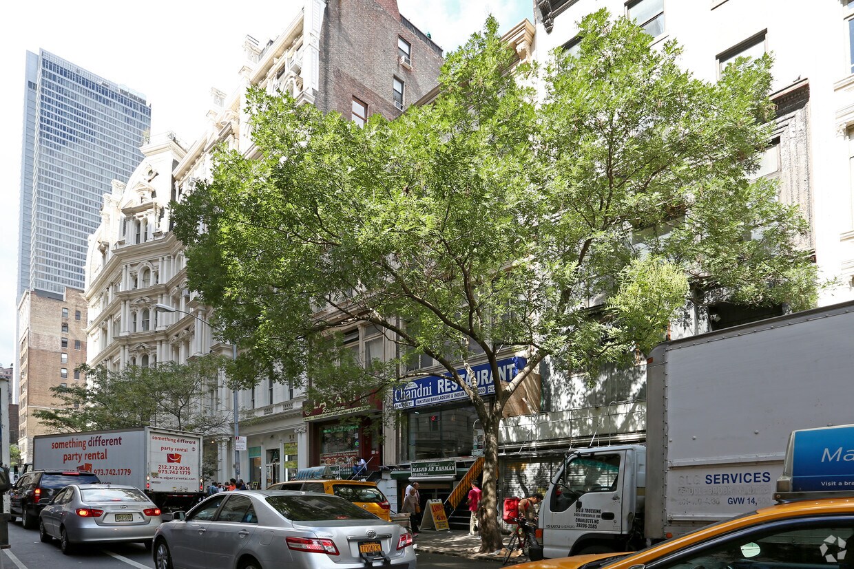 Foto del edificio - 13-15 W 29th St