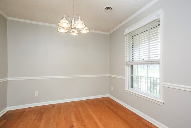 Building Photo - 4134 Glenroy Dr