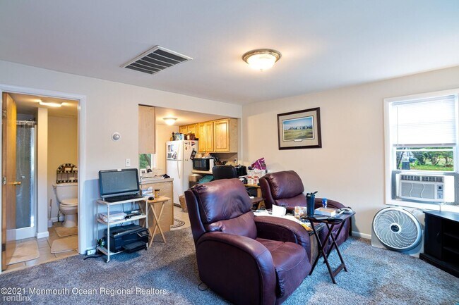 Building Photo - 1 br, 1 bath House - 924 Gilbert Ave