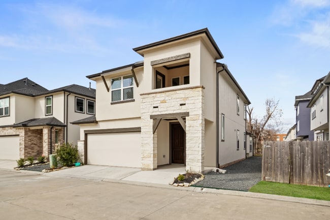 Photo - 2107 Pueblito Dr House