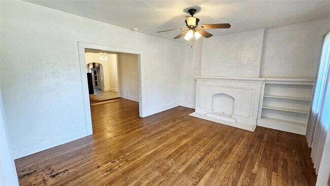 Foto del edificio - 2203 N Barnes Ave