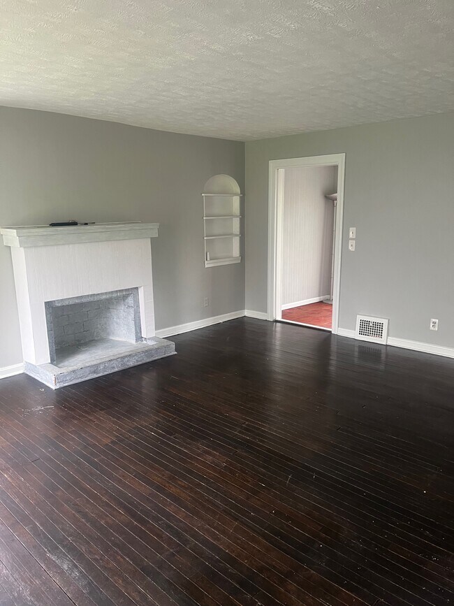 Building Photo - 16713 Scottsdale Blvd