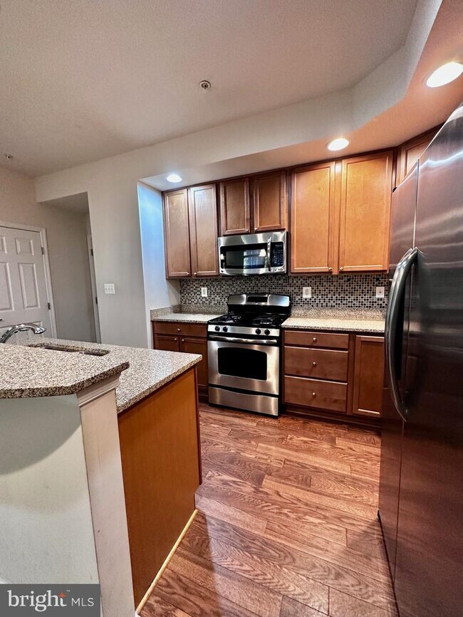 Foto del edificio - 908 Hall Station Dr