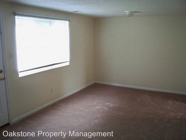 Building Photo - 9470 Tracey Lynne Cir
