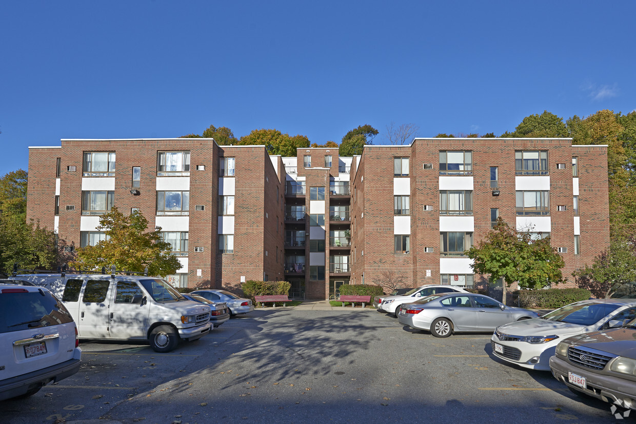 Brighton Garden Apartments - 109-111 Tremont Street