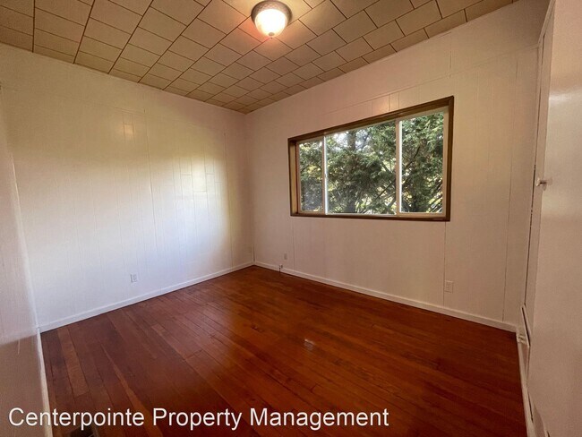 Building Photo - 4 br, 2 bath House - 771 Stearns Ln.