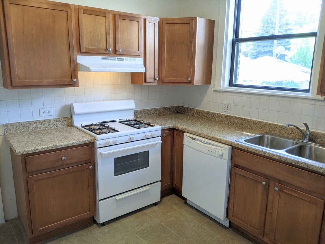 Foto principal - 710 Seward St