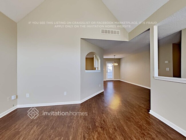 Building Photo - 174 St Ann Cir