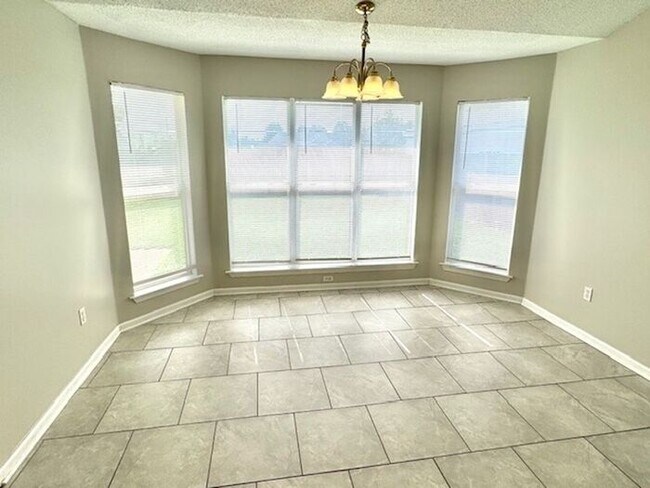 Building Photo - Now Leasing A 3 Bedroom 2 Bath Home In Sou...