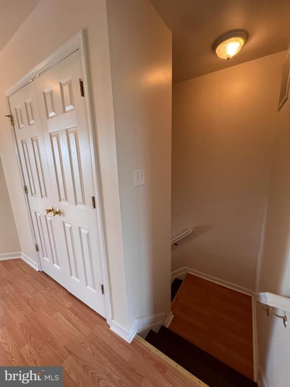 Building Photo - 222 Pony Cir