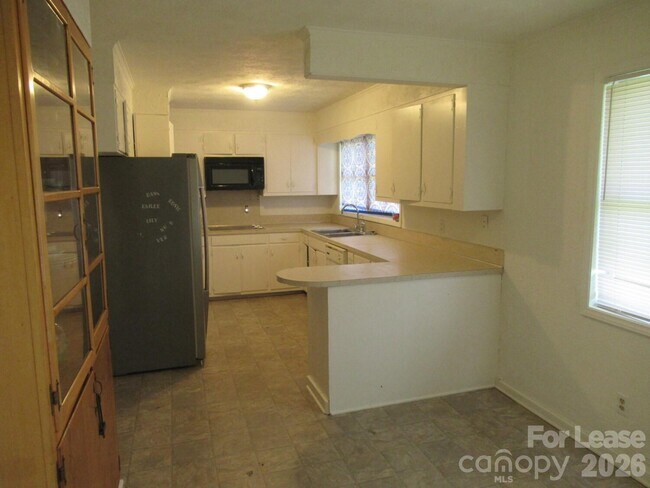 Foto del edificio - 5767 Hwy 150
