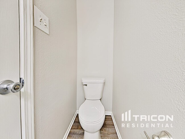 Foto del edificio - 10864 Grace Dr
