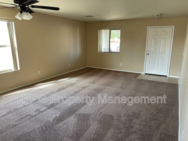 Foto del edificio - 13365 W Canyon Creek Dr